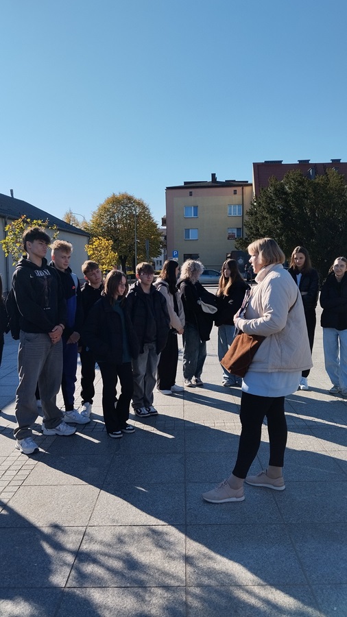 Edukacyjny "Spacer po historyczno-literackim Rynku w Biłgoraju".